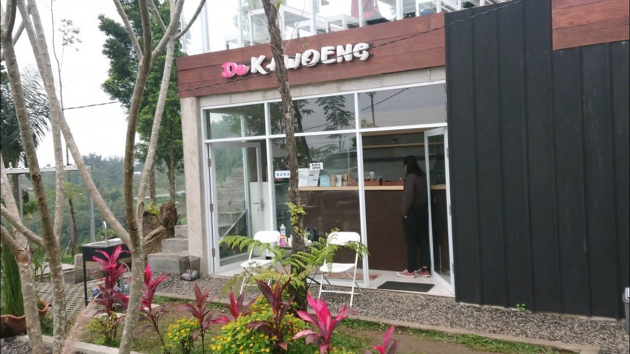 De Kawoeng, cafe outdoor di Tasikmalaya