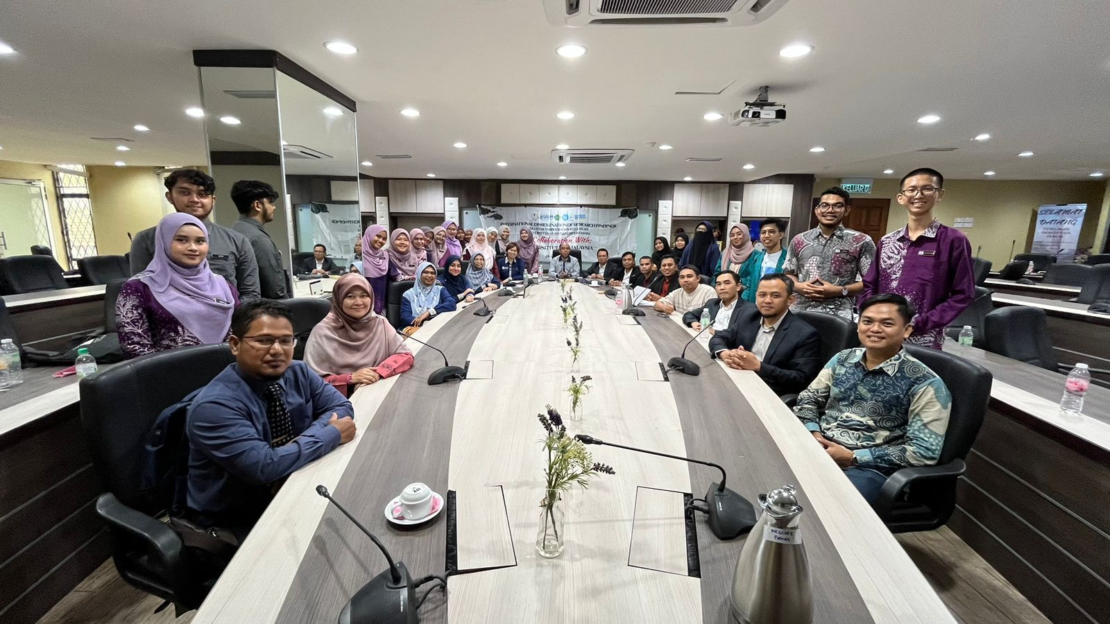 Pimpinan FTK UIN Mataram Benchmarking ke Universiti Utara Malaysia dan International Islamic University of Malaysia