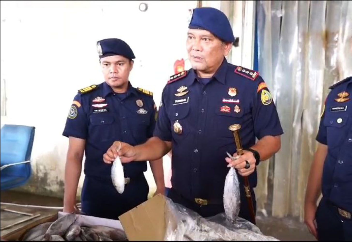 Kementerian Kelautan dan Perikanan (KKP) berhasil mengamankan Ikan diduga Impor asal Malaysia sebanyak empat ton saat melakukan kegiatan pengawasan Insidentil di Kota Batam, Kepulauan Riau (Kepri)