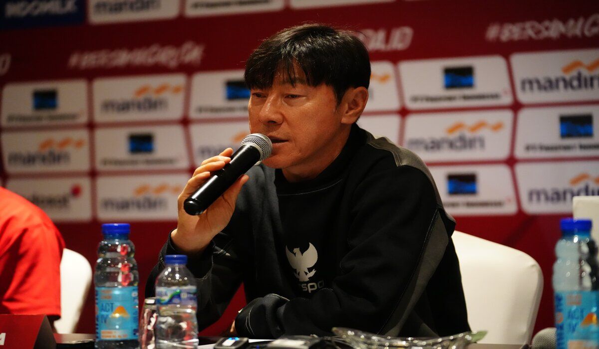 Pelatih Timnas Indonesia Shin Tae-Yong saat konferensi pers jelang laga Indonesia vs Tanzania.