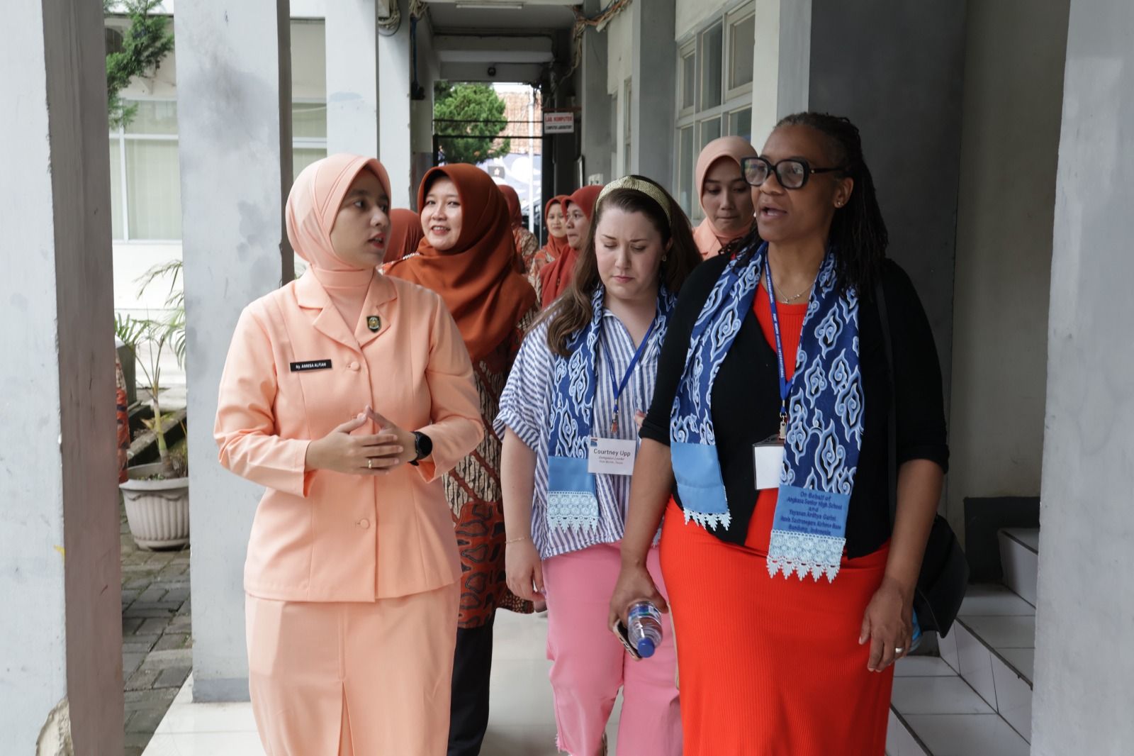 SMA Angkasa Husein Sastranegara Bandung menerima delegasi Pemuda Kota Fort Wordth Amerika Serikat