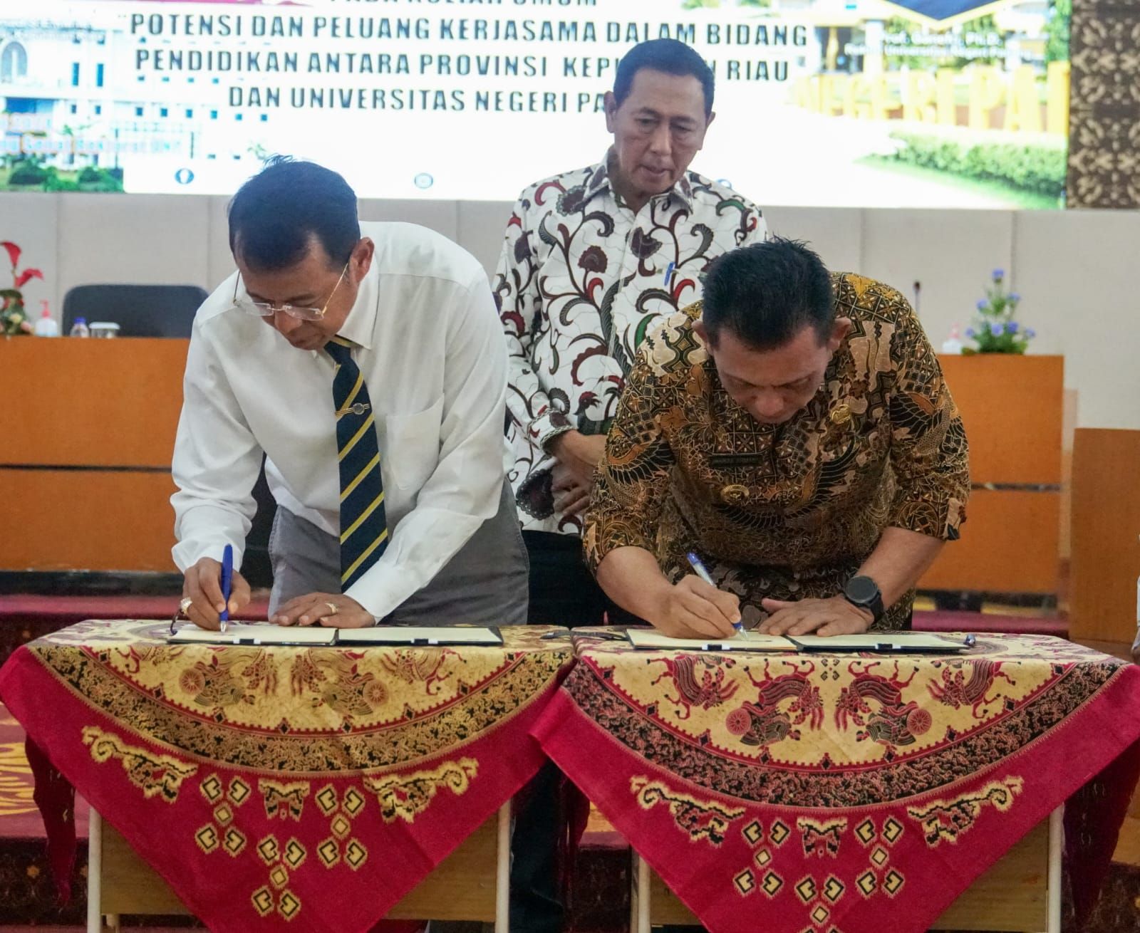 Jalin Kerja Sama dengan Universitas Negeri Padang, Pemprov Kepri Perluas Jejaring Pendidikan dan Tingkatkan Kualifikasi Tendik