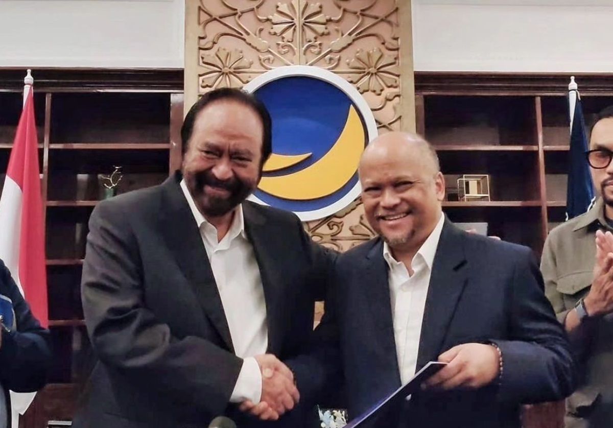 Ilham Habibie bersama Ketua Partai NasDem Surya Paloh.
