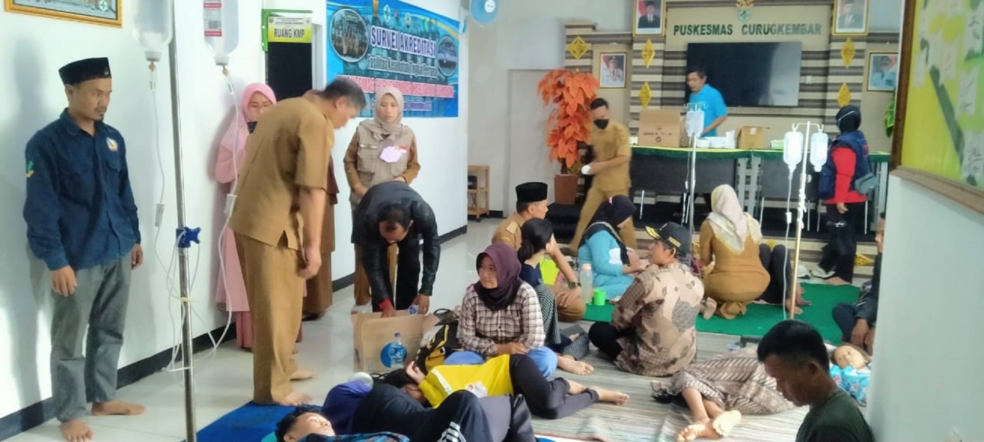 Keracunan Hajatan, 25 Orang Curug Kembar Sukabumi Muntah-muntah dan BAB Terus Menerus, Asep: Cemas Bertambah!
