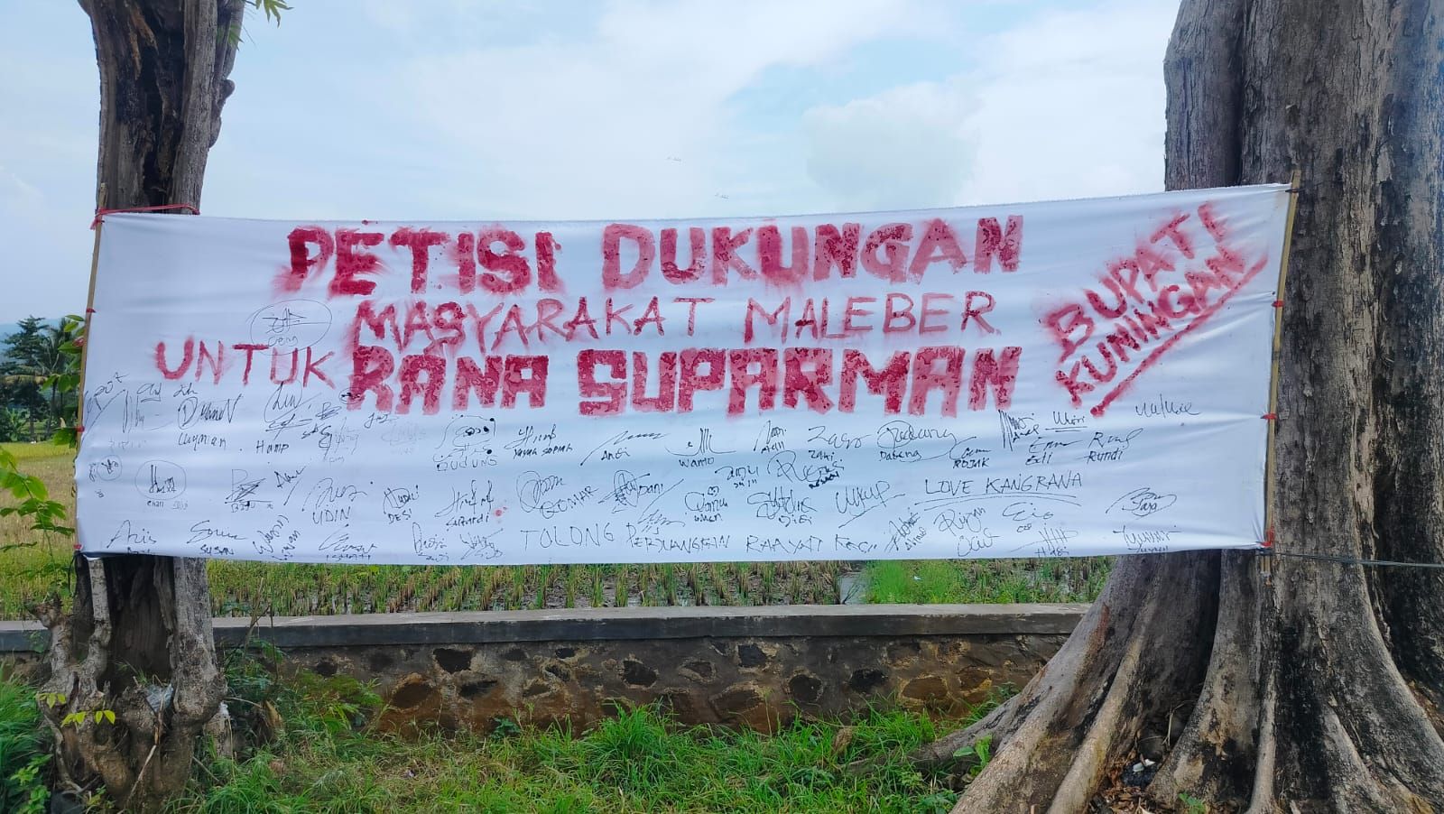 Petisi Dukungan Masyarakat Maleber untuk Rana Suparman di Pilbup Kuningan.*