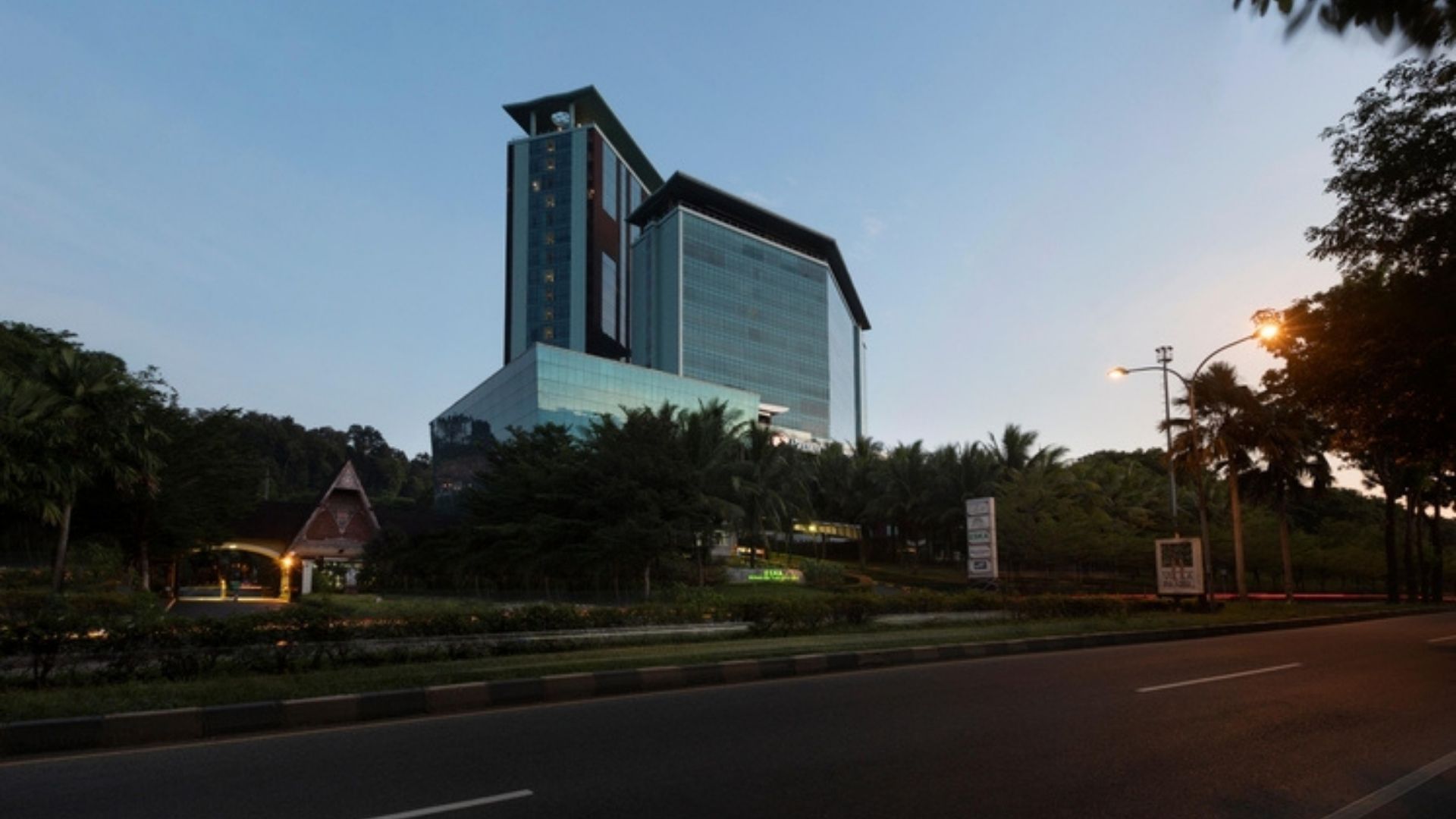 Panbil Residence Serviced Apartment menawarkan kombinasi sempurna antara kenyamanan, kemewahan, dan fasilitas lengkap di pusat kota Batam