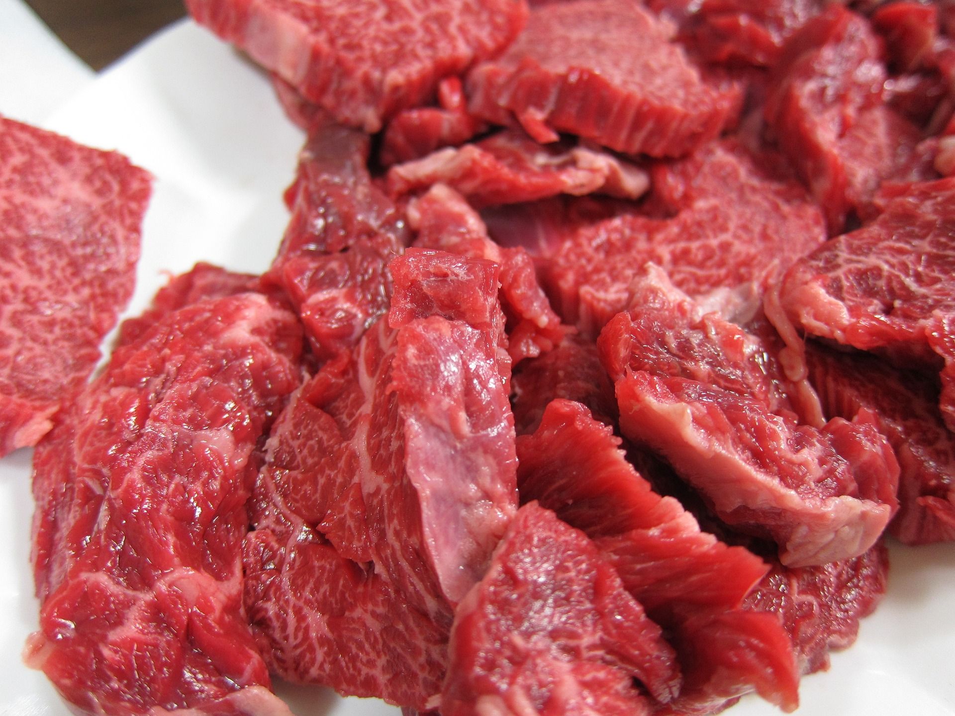 Ilustrasi daging. 10 tips membuat daging sapi agar lebih empuk, mulai dari bahan alami hingga sendok logam 