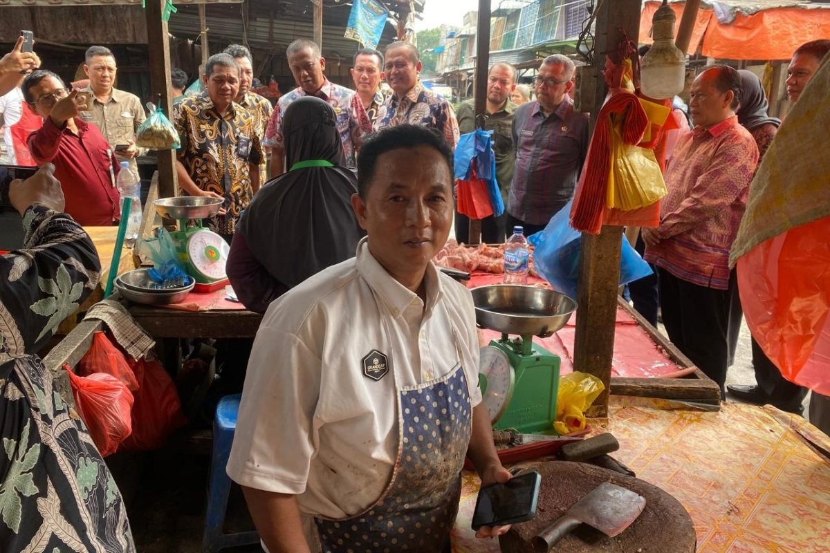 Cek pasar di Medan soal harga cabai dan bawang