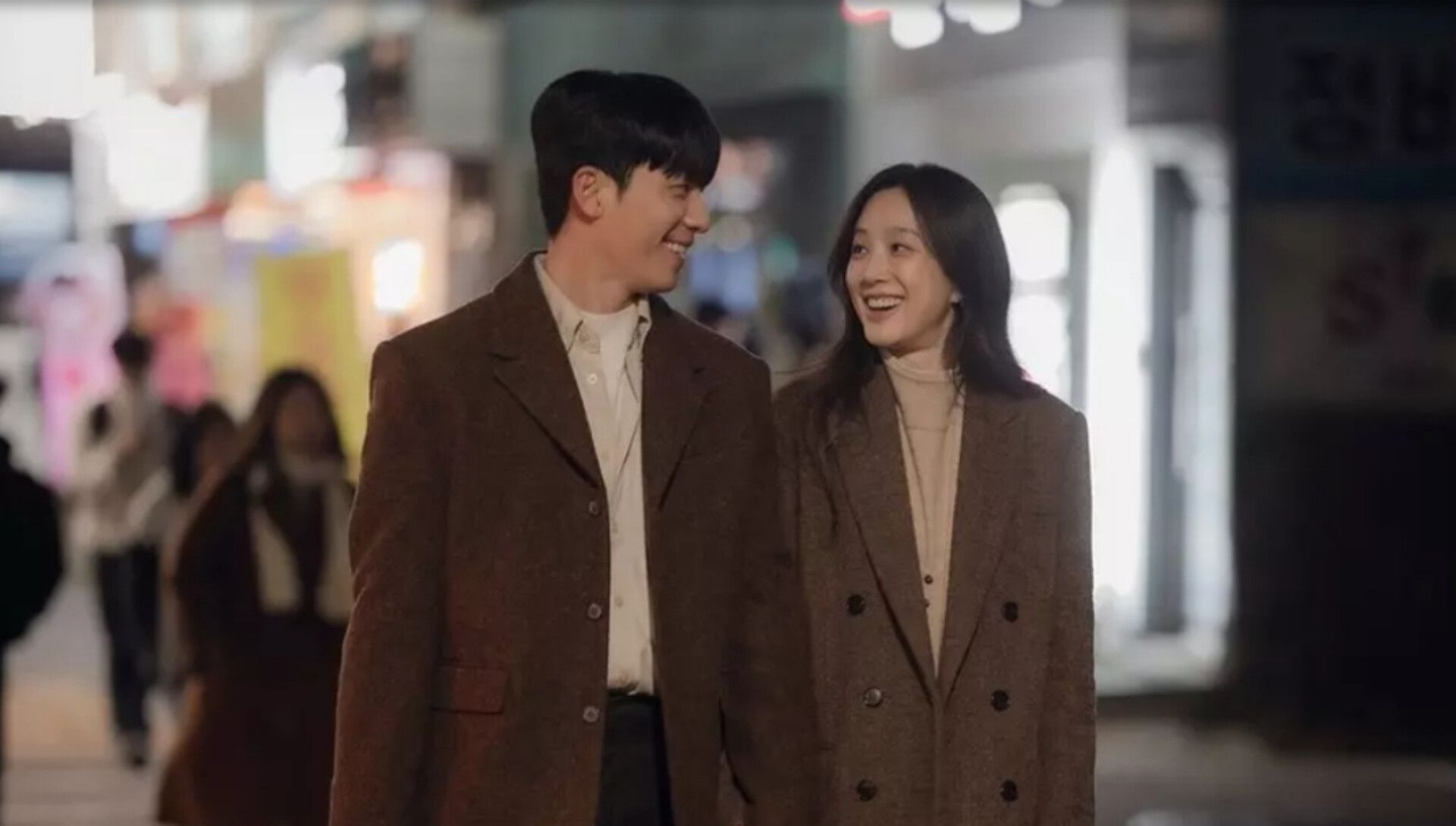 Spoiler & Link Nonton The Midnight Romance in Hagwon Episode 15-16, Wi Ha Joon-Jung Ryeo Won Berani Go Publik