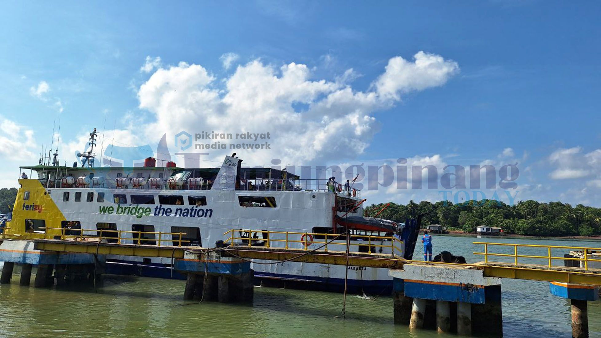 Pelabuhan RoRo Telaga Punggur Batam. Memasuki libur akhir pekan, perjalanan laut kapal RoRo ke Tanjung Uban Bintan kembali 13 keberangkatan. Kapal terakhir lebih lama