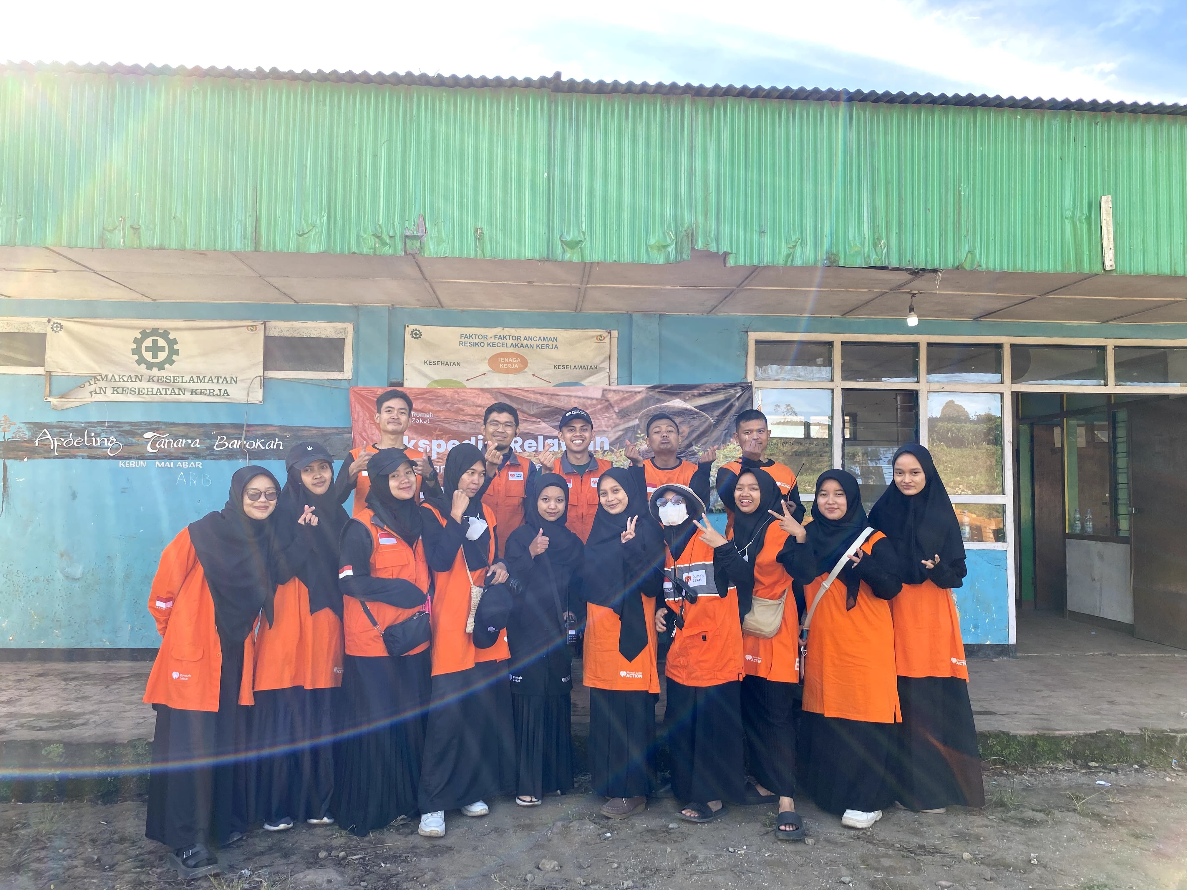 Team Ekspedisi Relawan Rumah Zakat Bandung