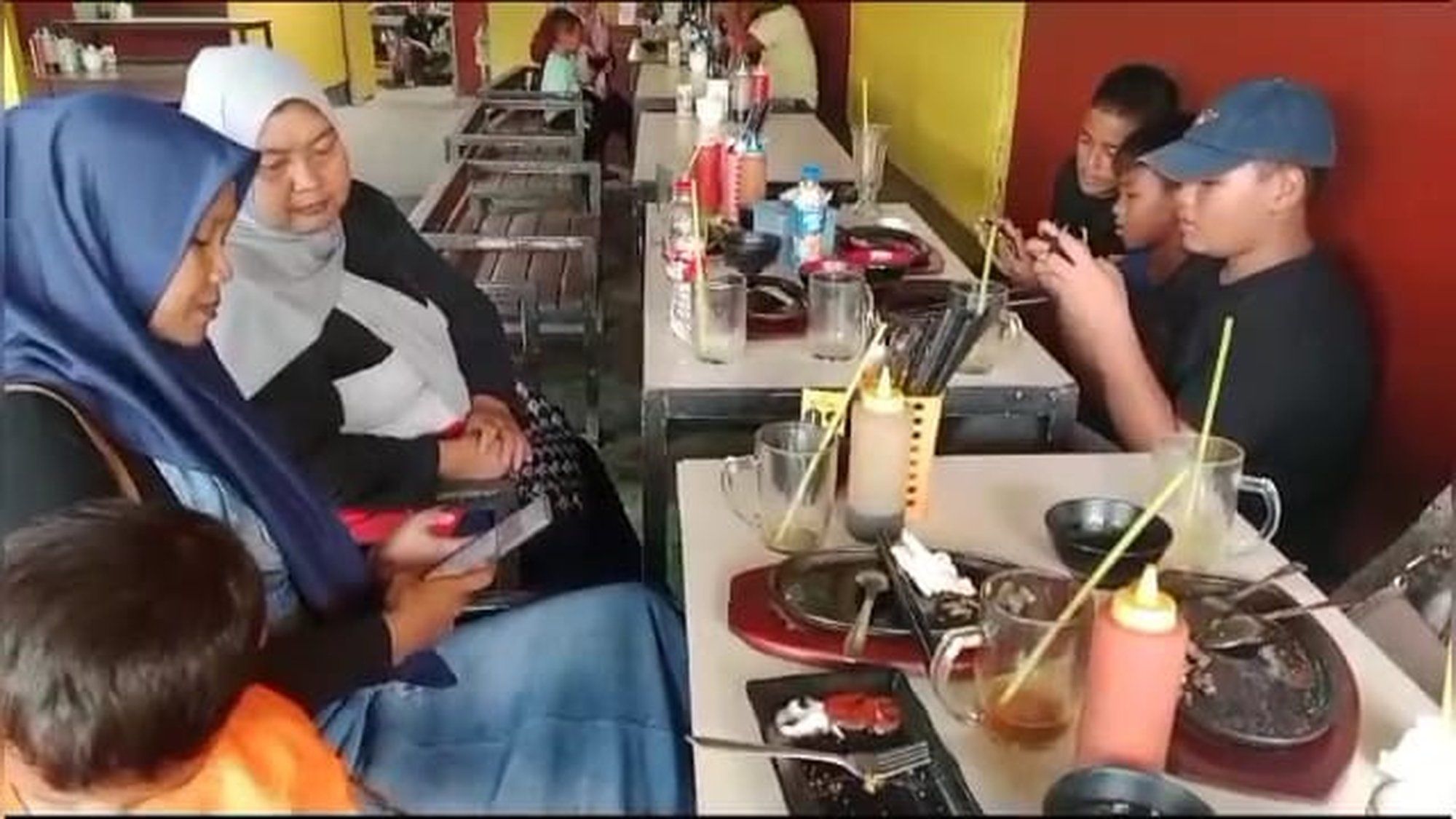 Kedai Mie Hot Plate Jalan Lingkar Ajibarang Banyumas Jawa Tengah 