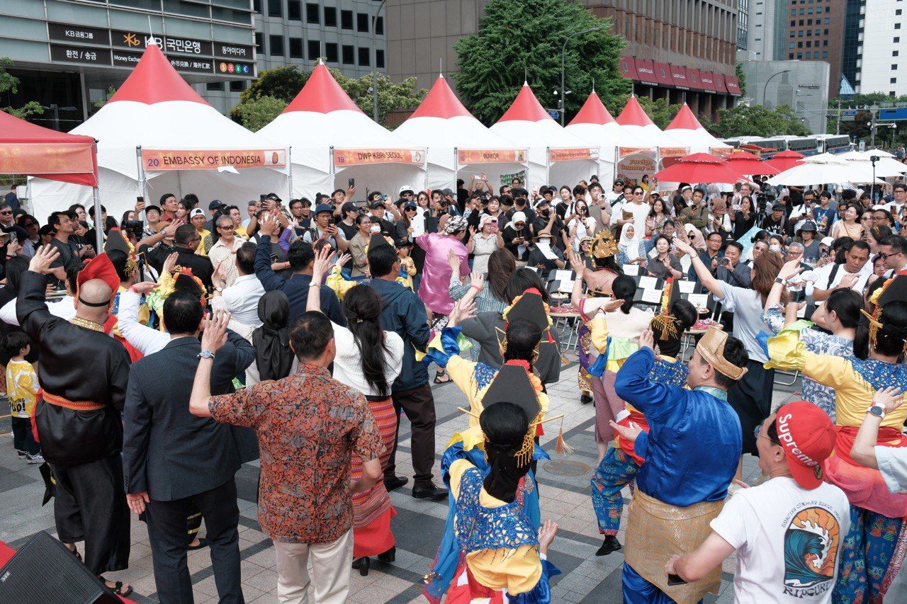 Hadir Pada Festival Indonesia 2024 di Korea Selatan