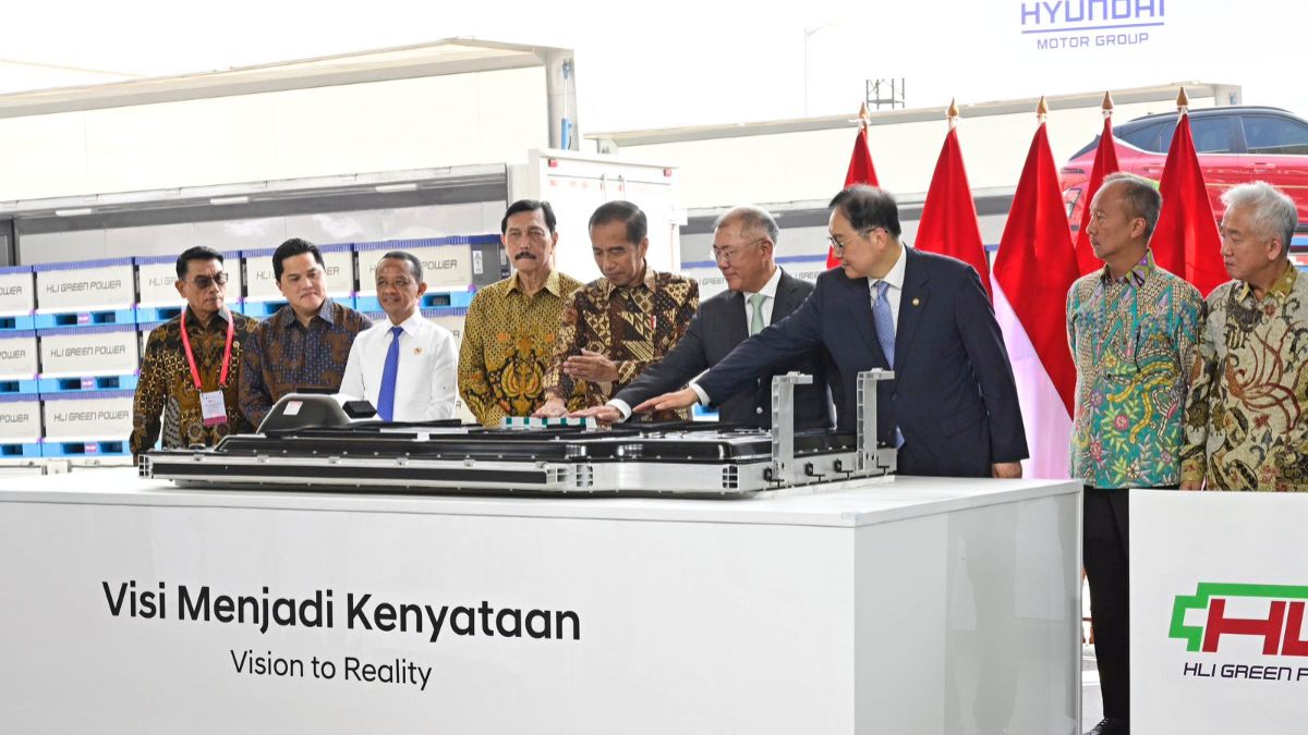 Peresmian pabrik baterai mobil listrik Hyundai LG Industry di Karawang, Jawa Barat oleh Presiden Joko Widodo (Jokowi) Rabu 3 Juli 2024