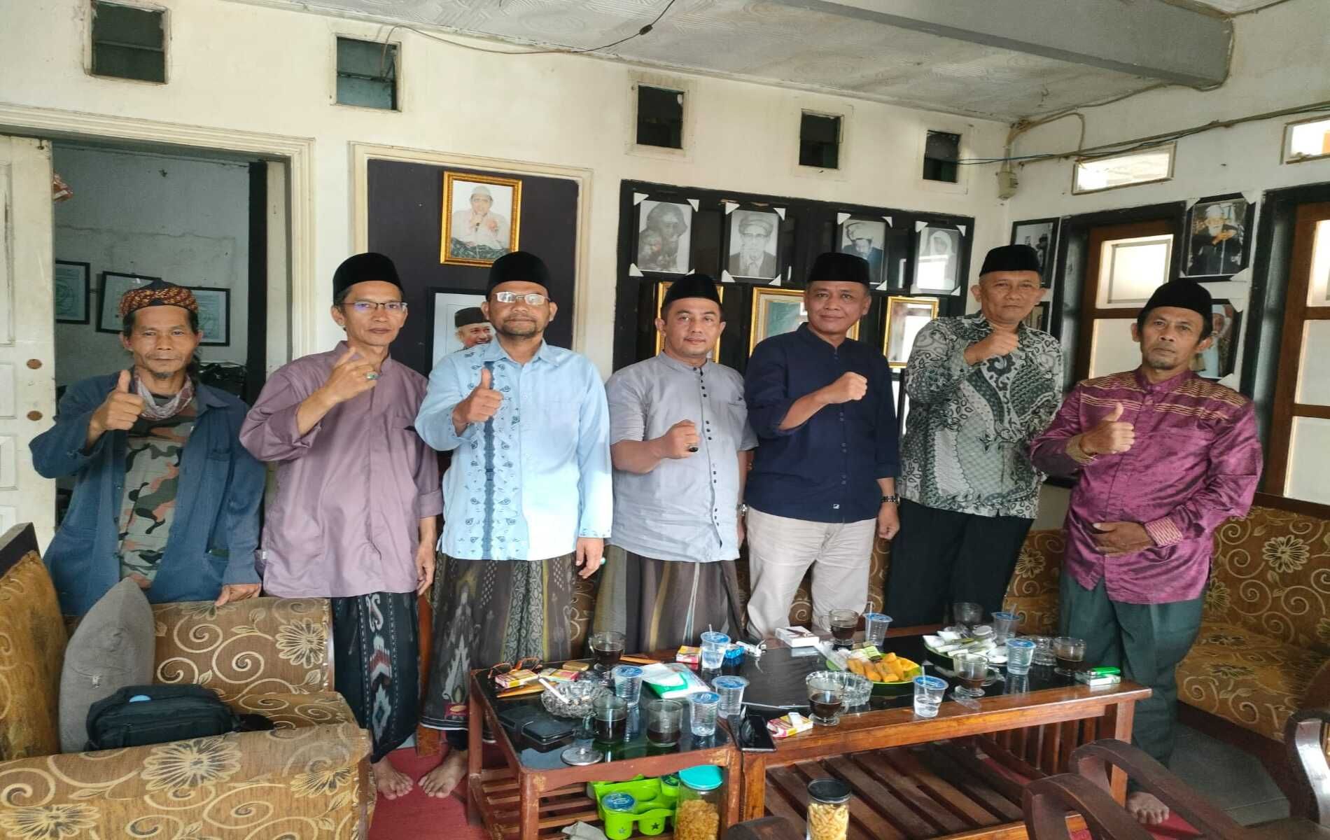 Bertemu Rais Syuriah PCNU Garut, Ade Najmulloh Dapat doa dan Saran ...