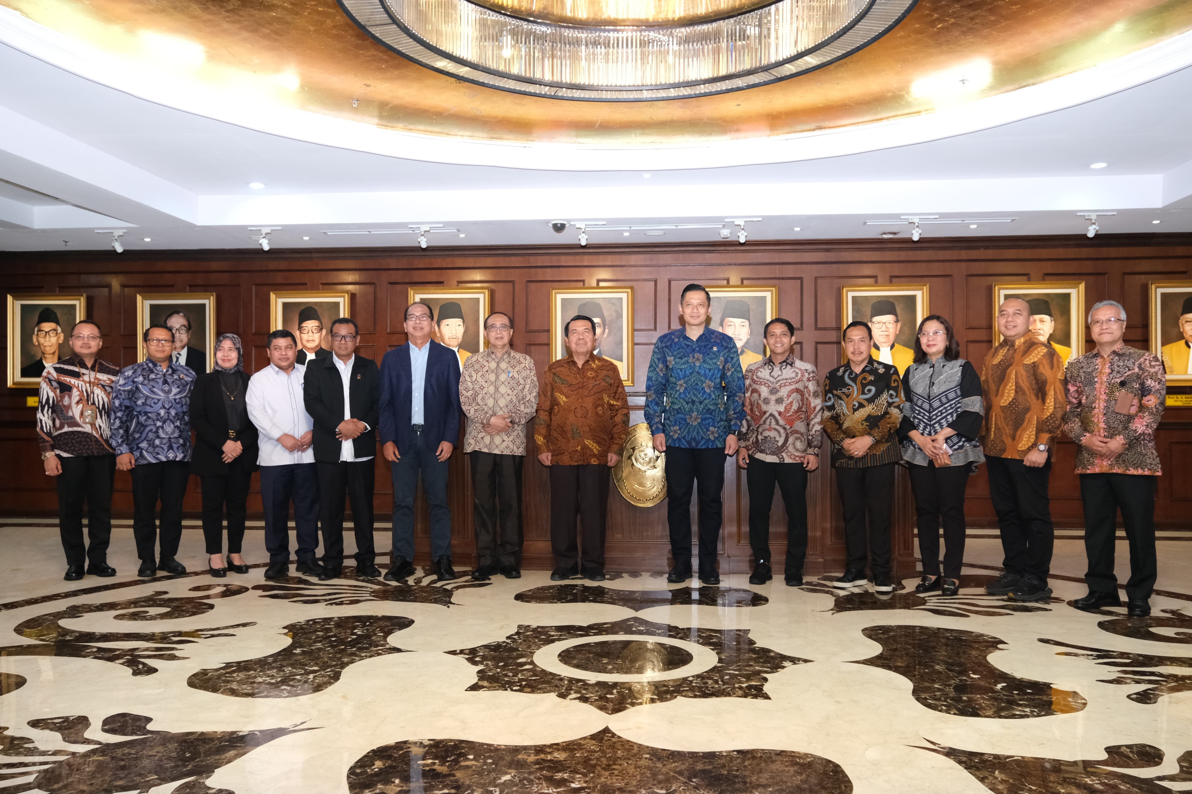 Pertemuan antara pejabat Kementerian ATR/BPN dan Mahkamah Agung Senin, 22 Juli 2024.