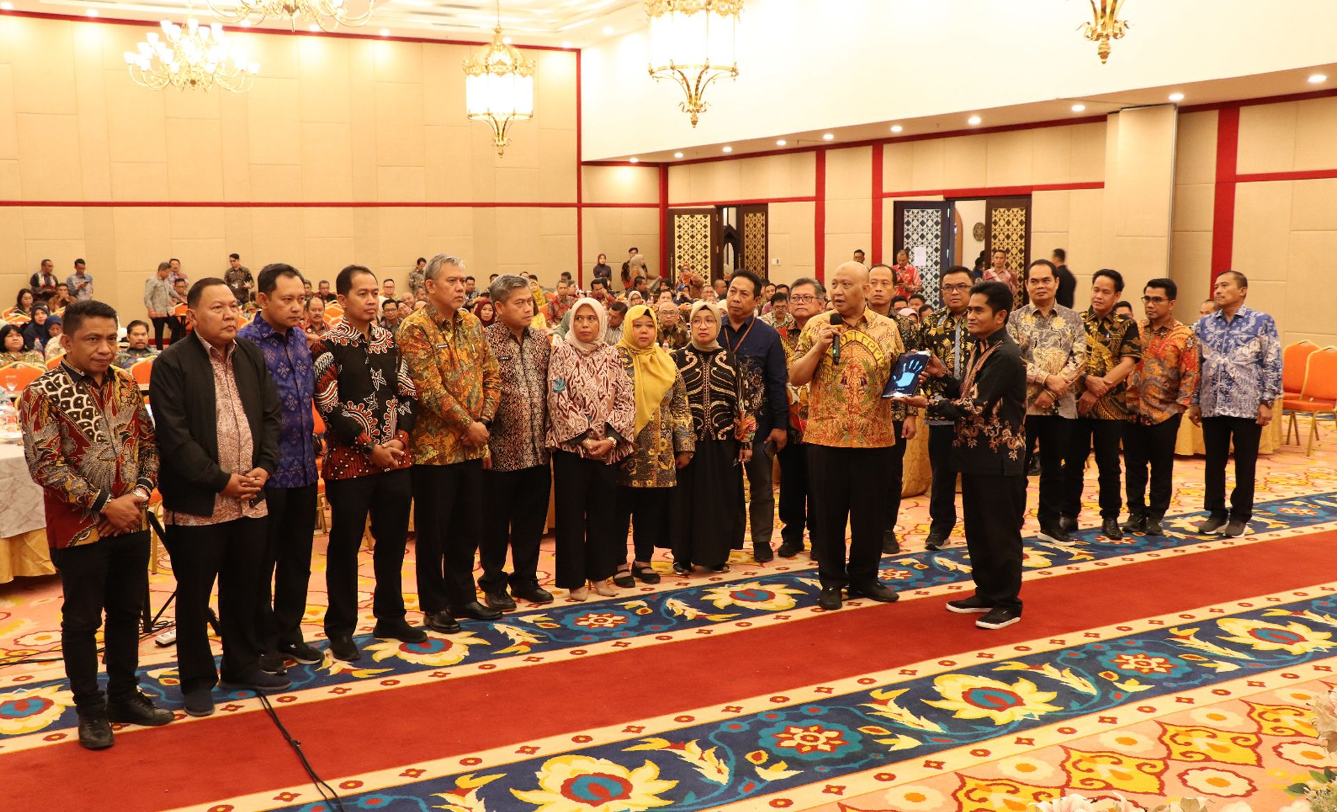 Launching implementasi sertipikat elektronik di 17 Kantor Pertanahan Kabupaten/Kota di lingkungan Kanwil BPN Jabar di Alhambra Hotel and Convention, Kabupaten Tasikmalaya pada Senin, 22 Juli 2024.