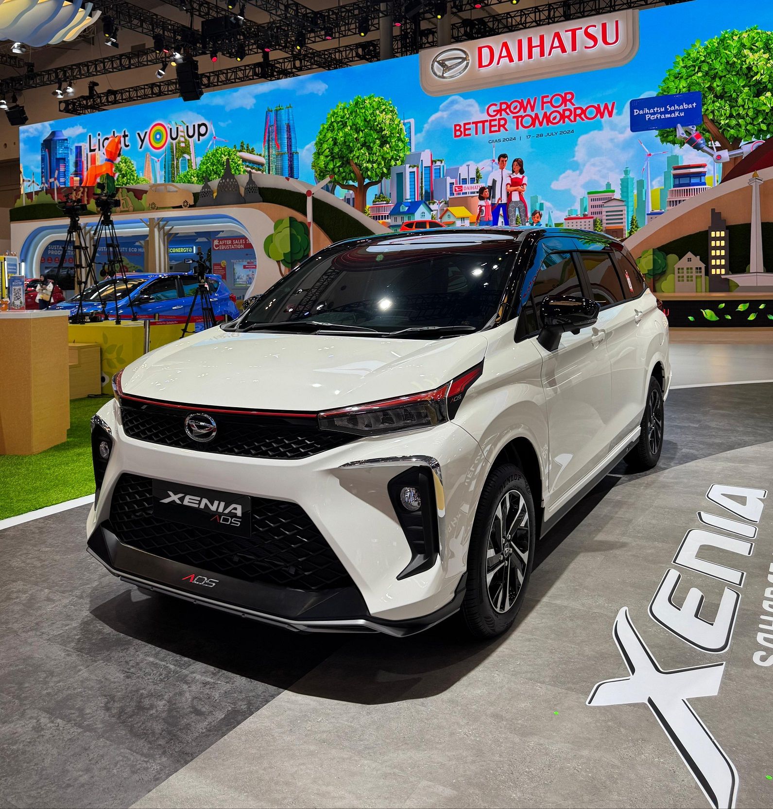 Daihatsu Hadirkan Xenia ADS Baru di GIIAS 2024 dengan Penampilan yang ...