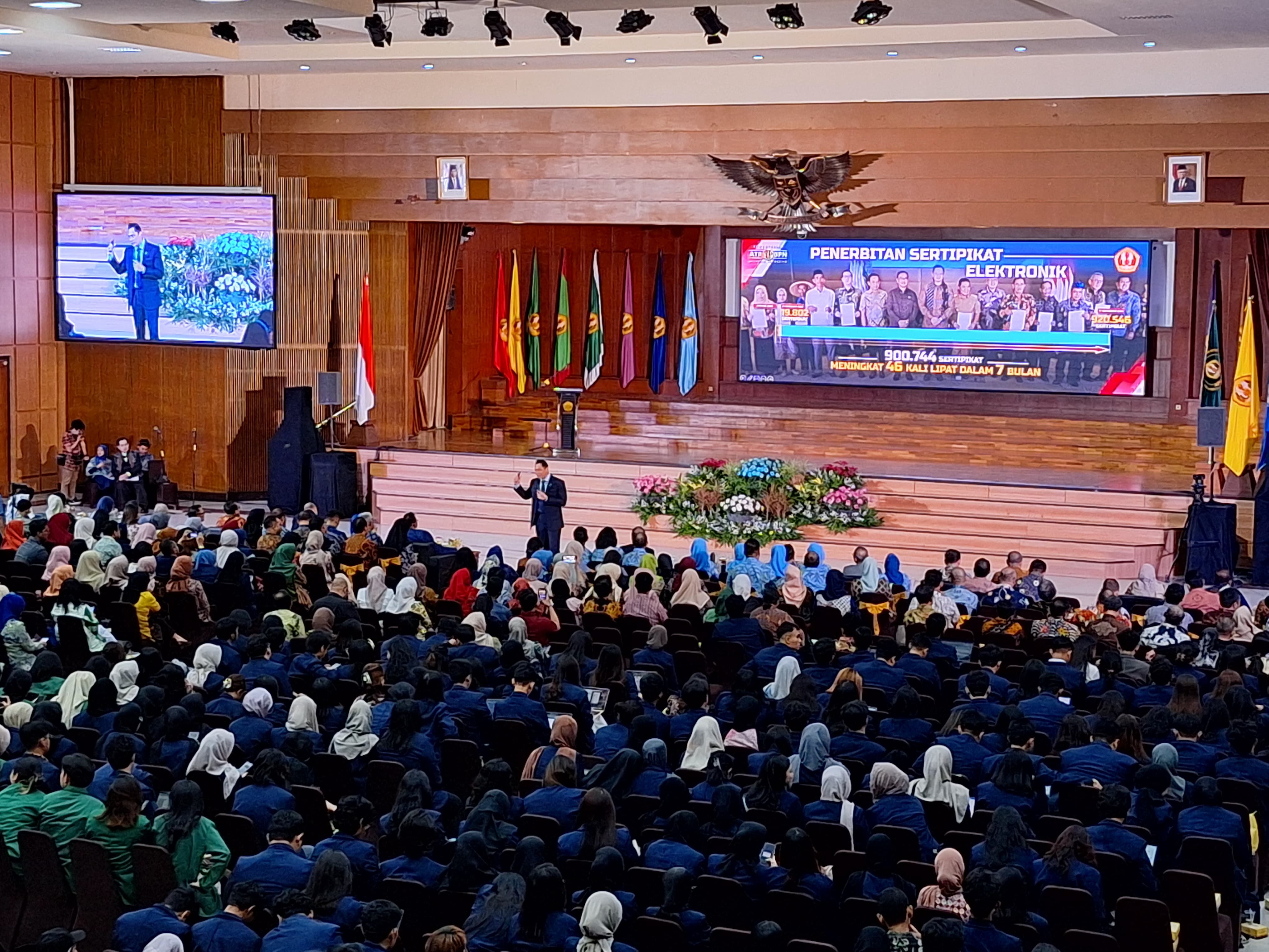 Menteri Agraria dan Tata Ruang/Kepala Badan Pertanahan Nasional (ATR/BPN), Agus Harimurti Yudhoyono (AHY) berikan kuliah umum pada Dies Natalis Universitas Padjadjaran (UNPAD), Kamis 19 September 2024