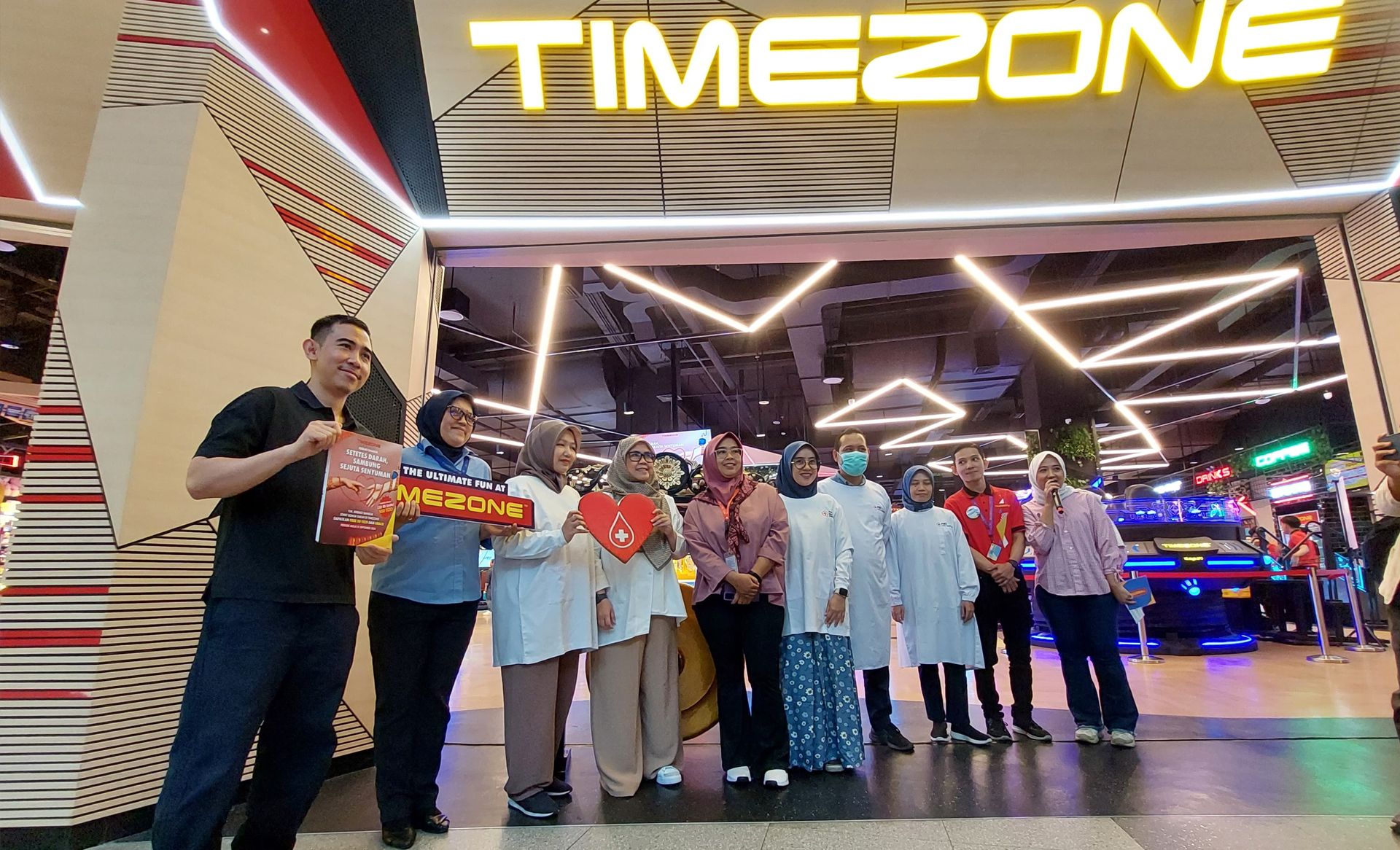 Timezone Mengumpulkan 1.000 Kantung Darah di Hari Palang Merah Indonesia