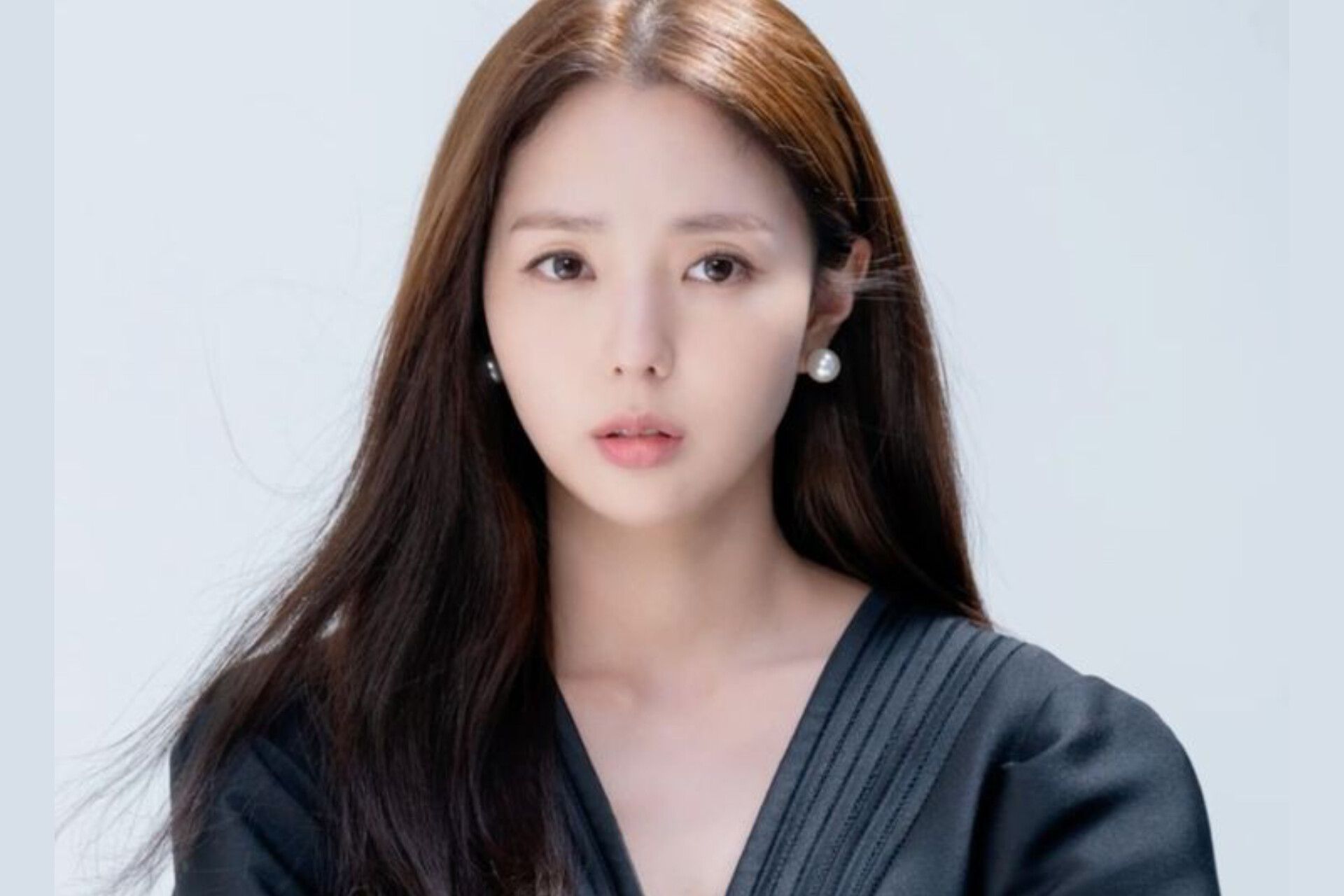 5 Skincare Rutin Chae Soo Bin yang Bikin Kulit Cerah Seperti Bintang ...