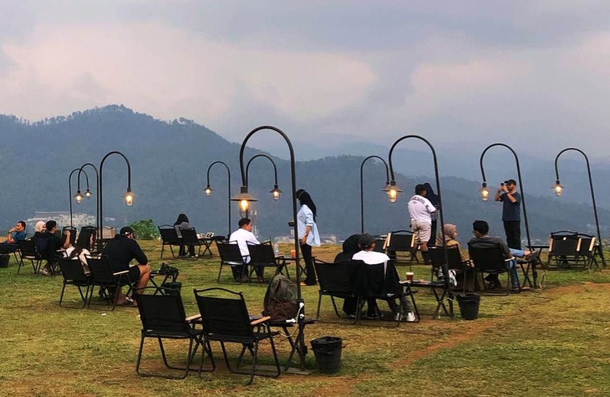 Panduan Lengkap, 5 Lokasi Terbaik Menyaksikan Kembang Api Tahun Baru di  Batu - Malang Raya