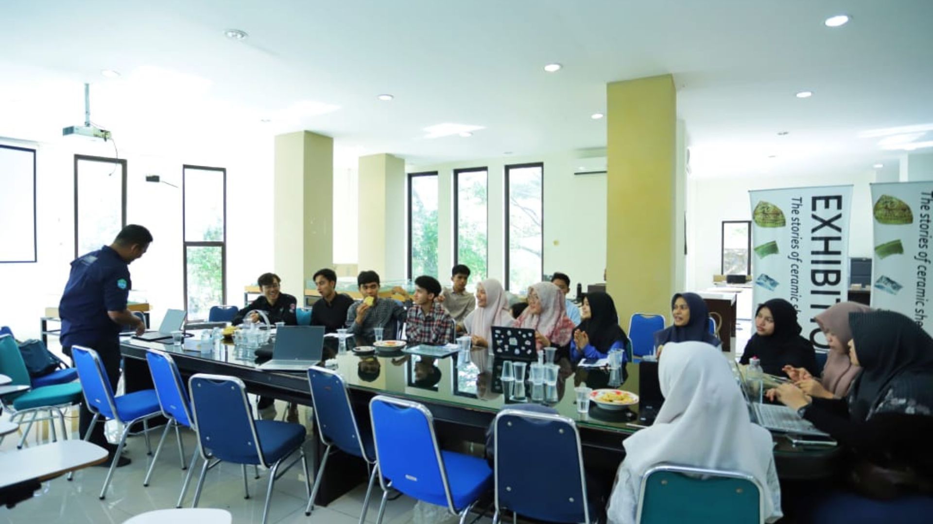 Universitas Islam Negeri (UIN) Ar-Raniry Banda Aceh menggelar pelatihan bertajuk Training Humas Media Sosial