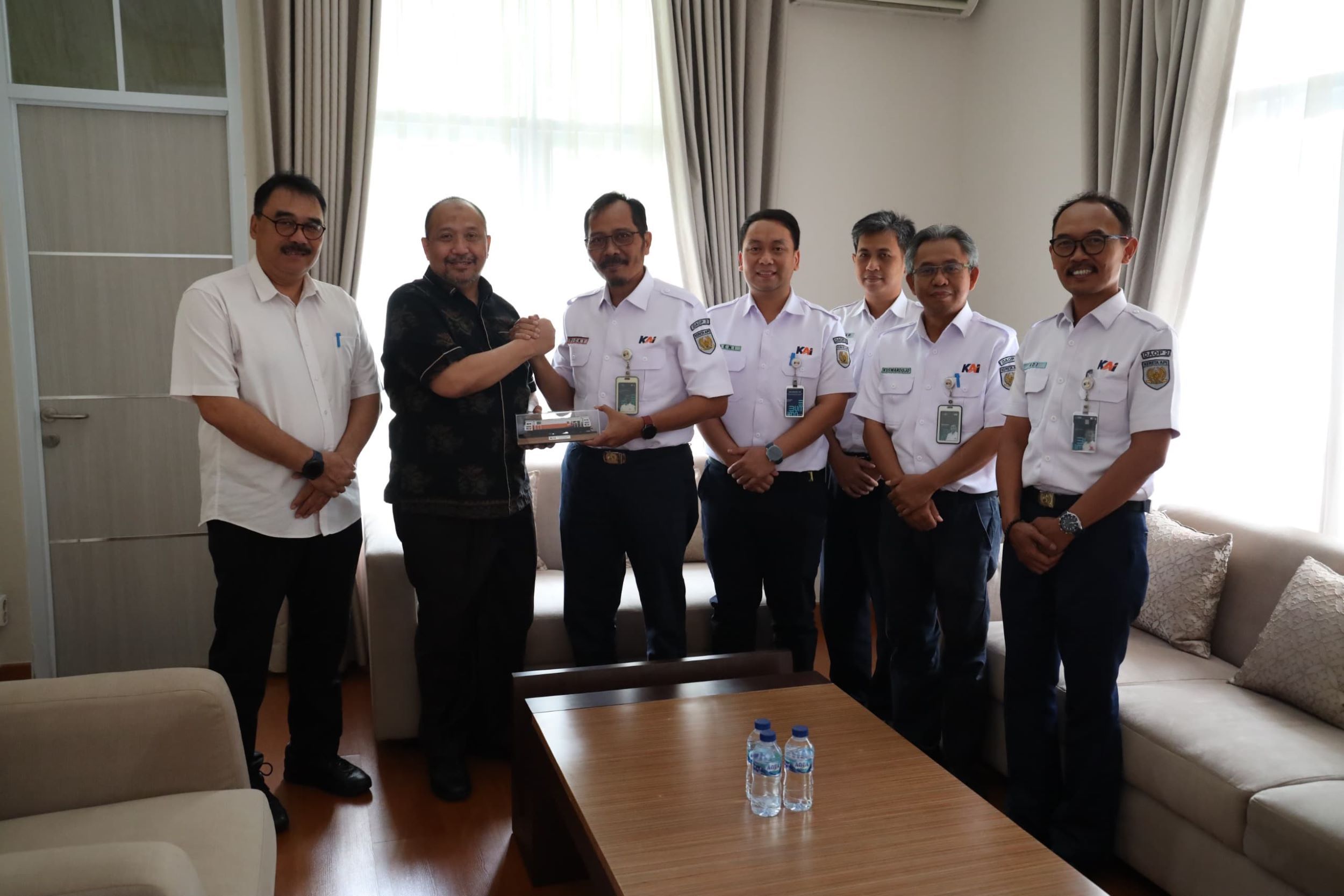 Daop 2 Bandung bertemu dengan mitra kerja di daerah
