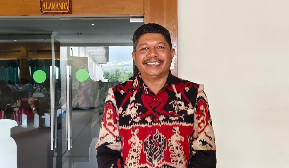 General Manager (GM) Puskopdit Swadaya Utama Maumere, Fransiskus De Fransu.//