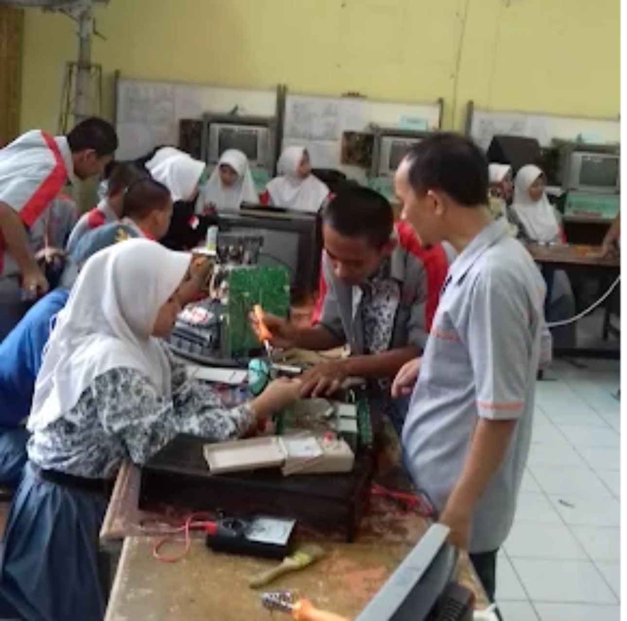 Jurusan SMKN 2 Tasikmalaya yang lengkap.