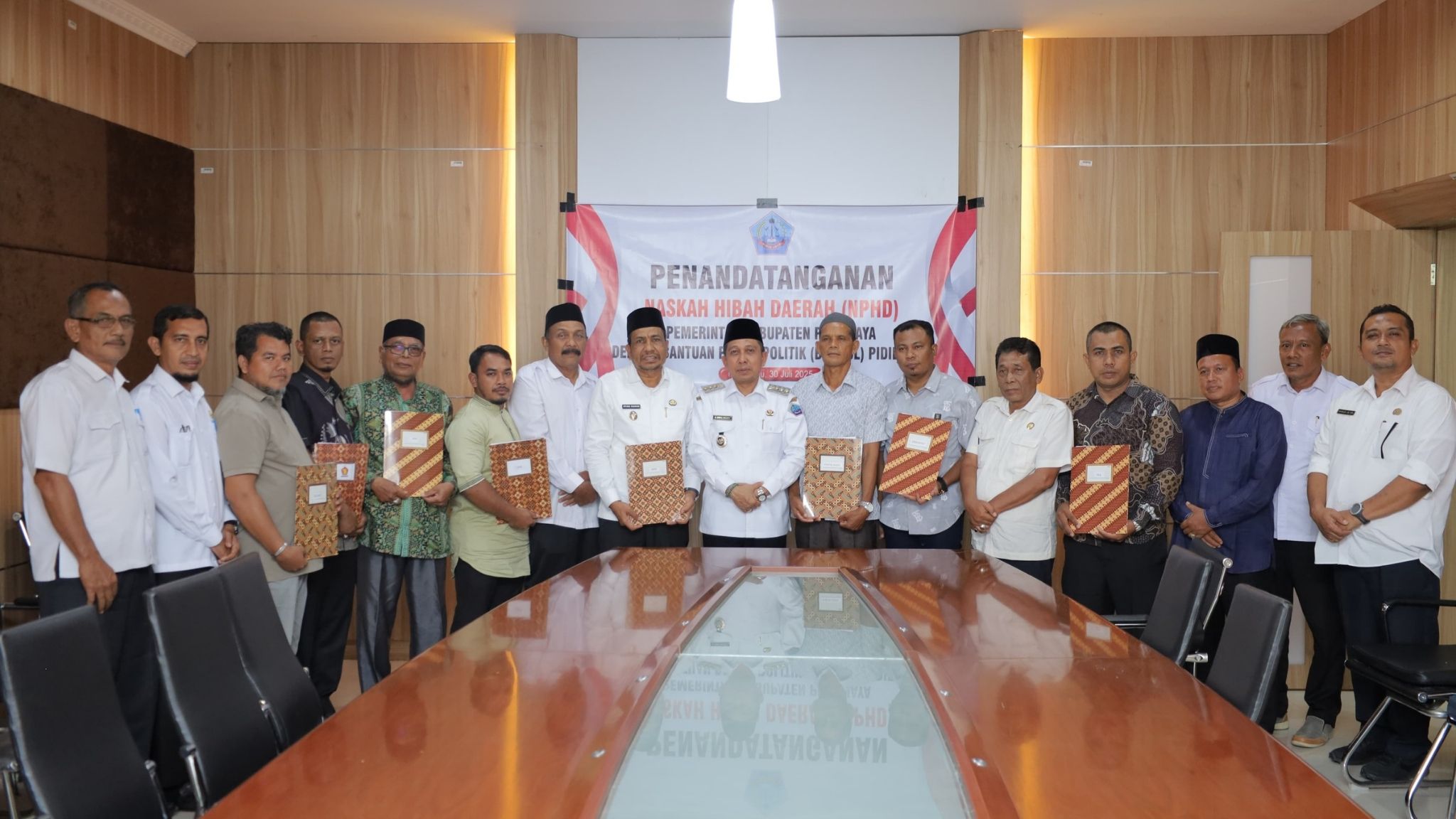 Pemkab Pidie Jaya Teken NPHD Bantuan Keuangan Parpol