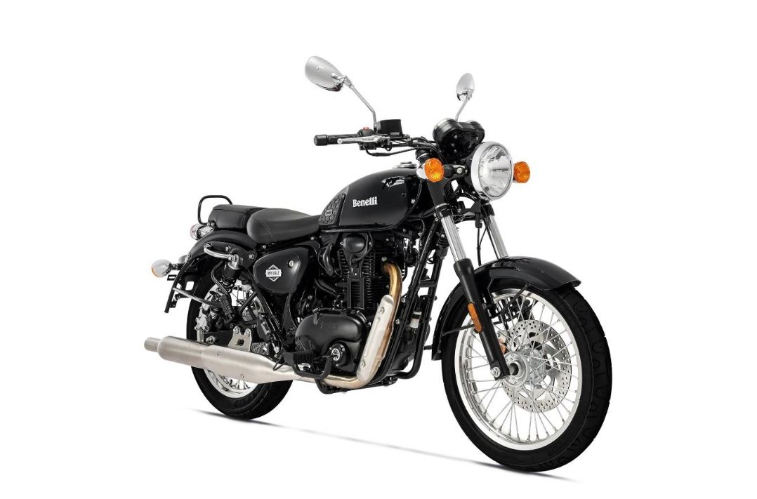Motor Cruiser Benelli Imperiale 400 Edisi 2023 Hanya 54 Juta, Harley Davidson Kemahalan 