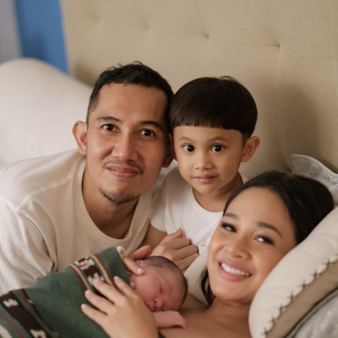 Lahirkan Anak Kedua di Tengah Pandemi, Andien Aisyah Sambut Putra ...