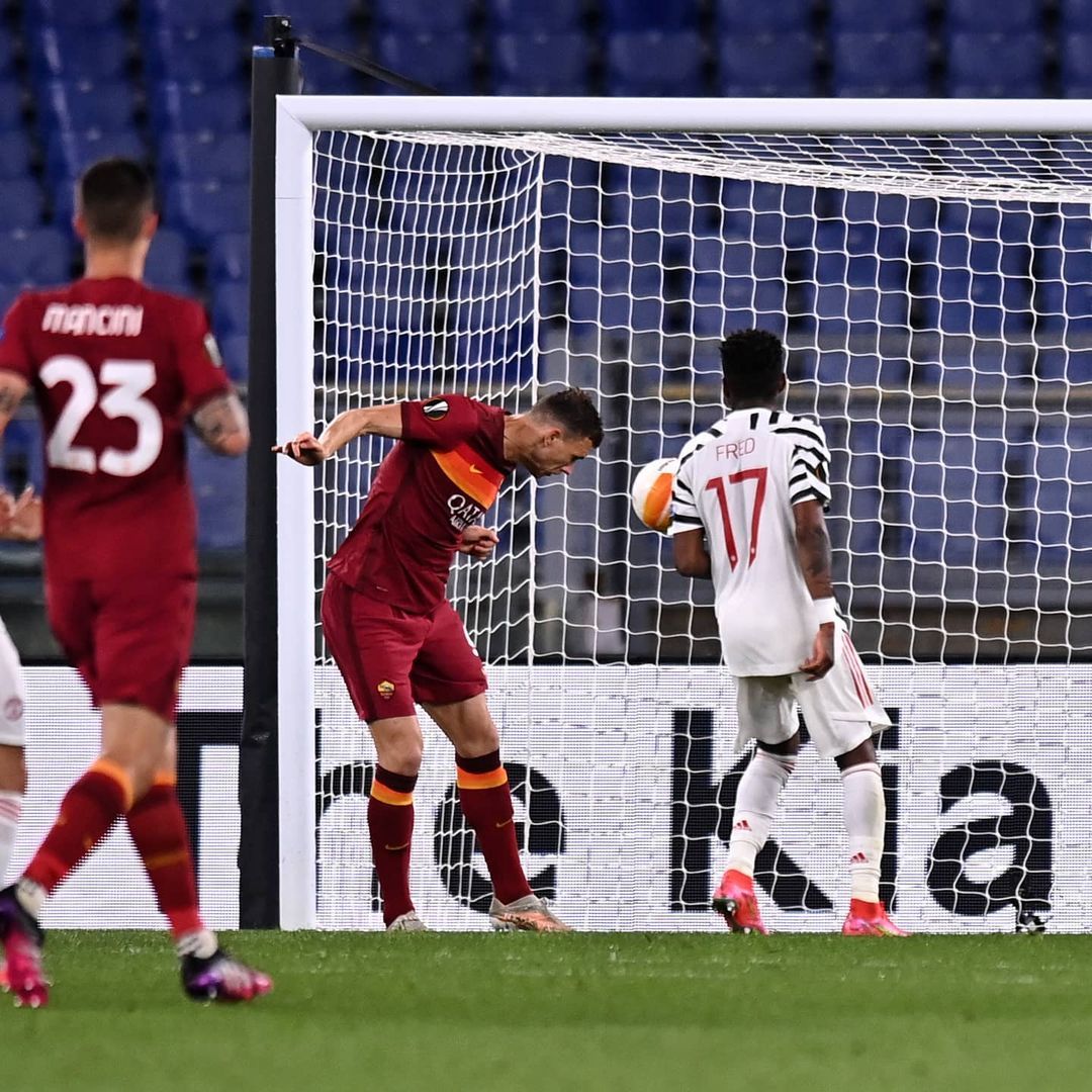 Edin Dzeko sumbangkan satu gol untuk Roma melalui sundulan kepalanya pada menit ke-57.