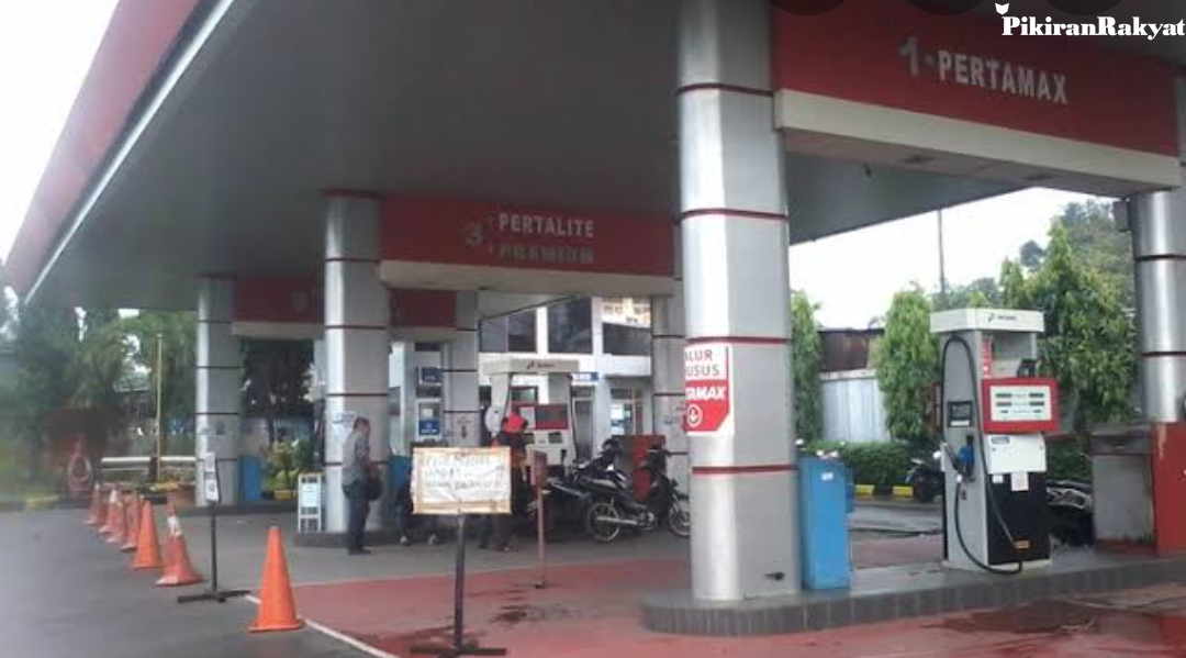 Mulai 21 Maret 2021 Harga Pertalite Jadi Rp6 450 Per Liter Di Makassar Bbm Di Kota Lainnya Juga Pikiran Rakyat Com 