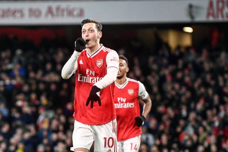 Dikabarkan Akan Tinggalkan Arsenal Mesut Ozil Kini Dikait Kaitkan Dengan Fenerbahce Pikiran Rakyat Com
