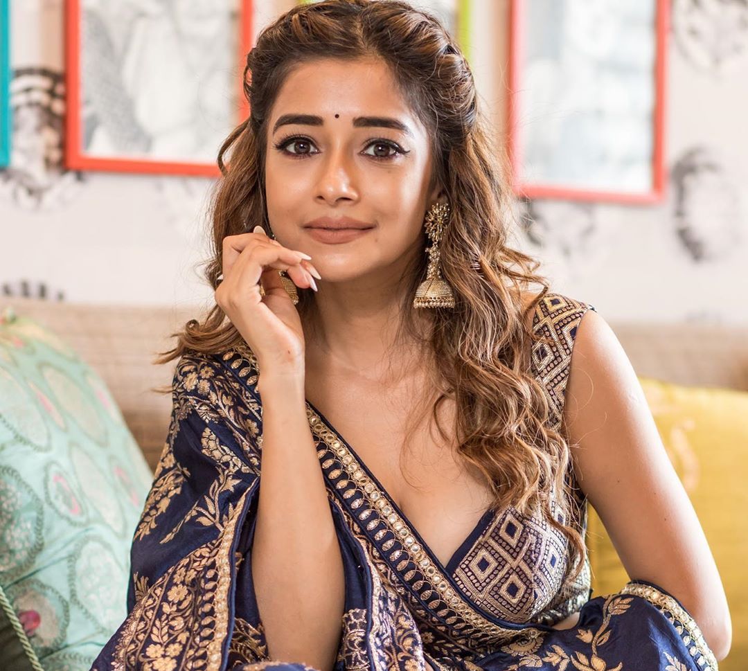 Berparas Cantik, Intip 5 Potret Menggemaskan Tina Dutta 'Uttaran
