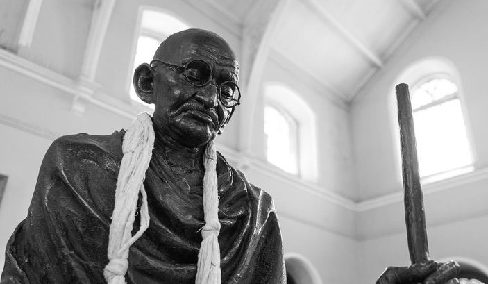 Kata-kata Bijak Mahatma Gandhi yang Terkenal tentang Perdamaian, Keberanian, dan Kebebasan