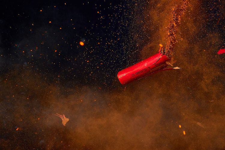 Aturan Unik Bakar Petasan Tempo Dulu Saat Puasa dan Lebaran, Ada 'Bom Tanda Buka'