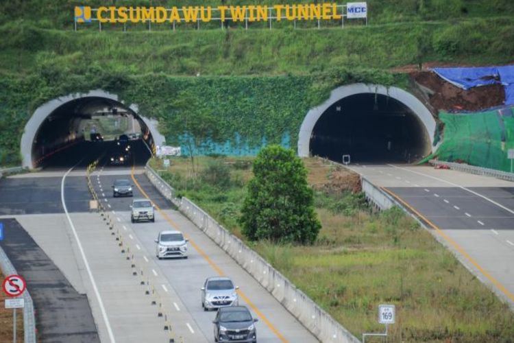 Kementerian PUPR Jelaskan Kapan Tol Cisumdawu Beroperasi Penuh