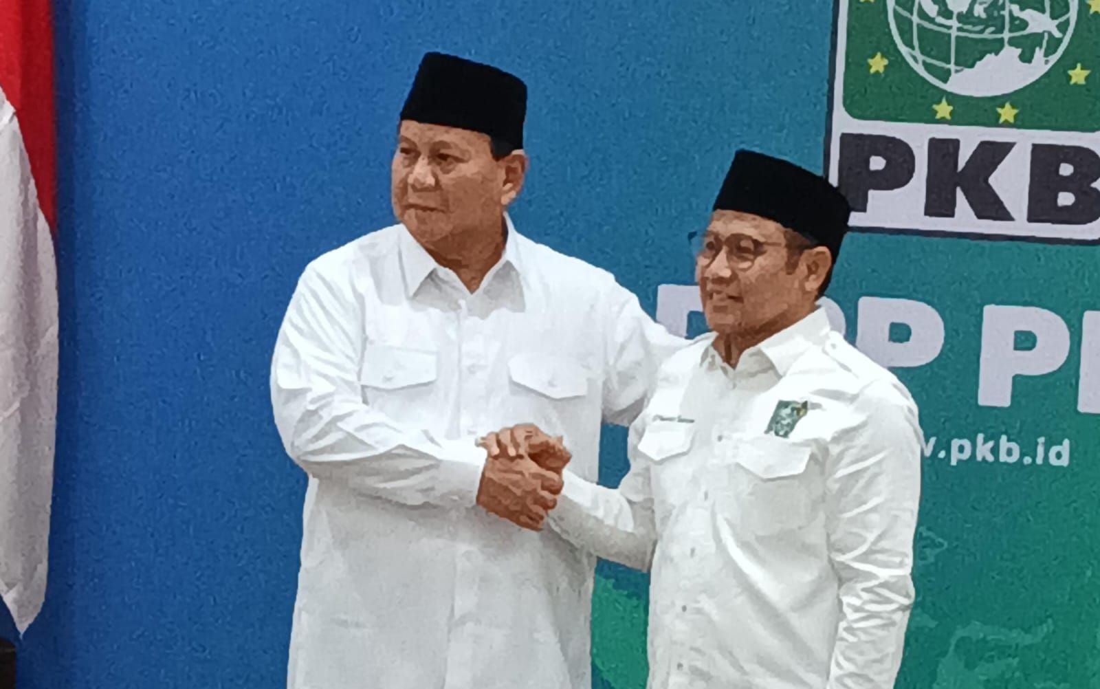Prabowo Subianto menemui Muhaimin Iskandar alias Cak Imin di kantor DPP PKB. 