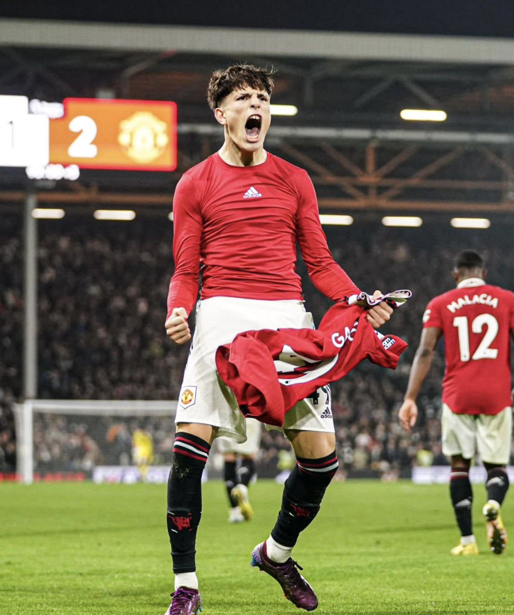 Alejandro Garnacho dikabarkan resmi perpanjang kontrak dengan Manchester United