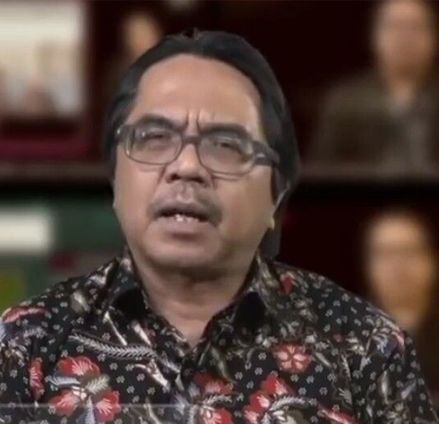 Dosen Ui Singgung Agama Rocky Gerung Ade Armando Dinilai Lebih Parah Dari Menteri Agama Tribunnewsbogor Com