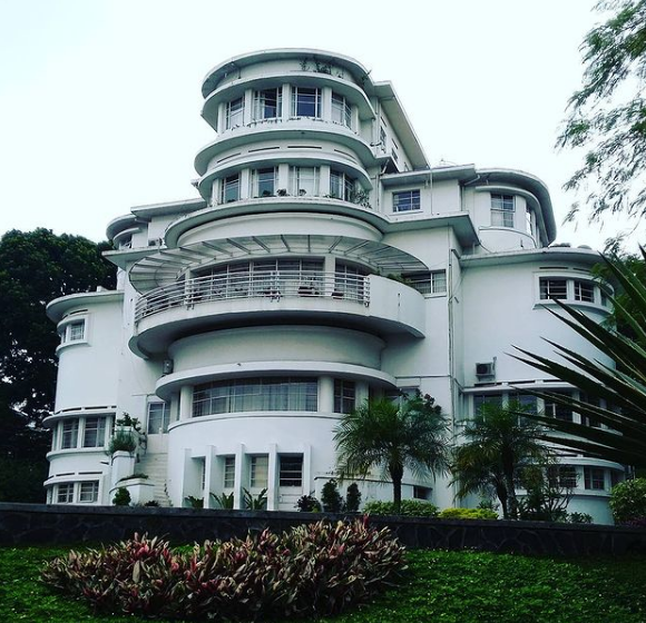 Bangunan Villa Isola UPI, Bandung tangkap layar.*