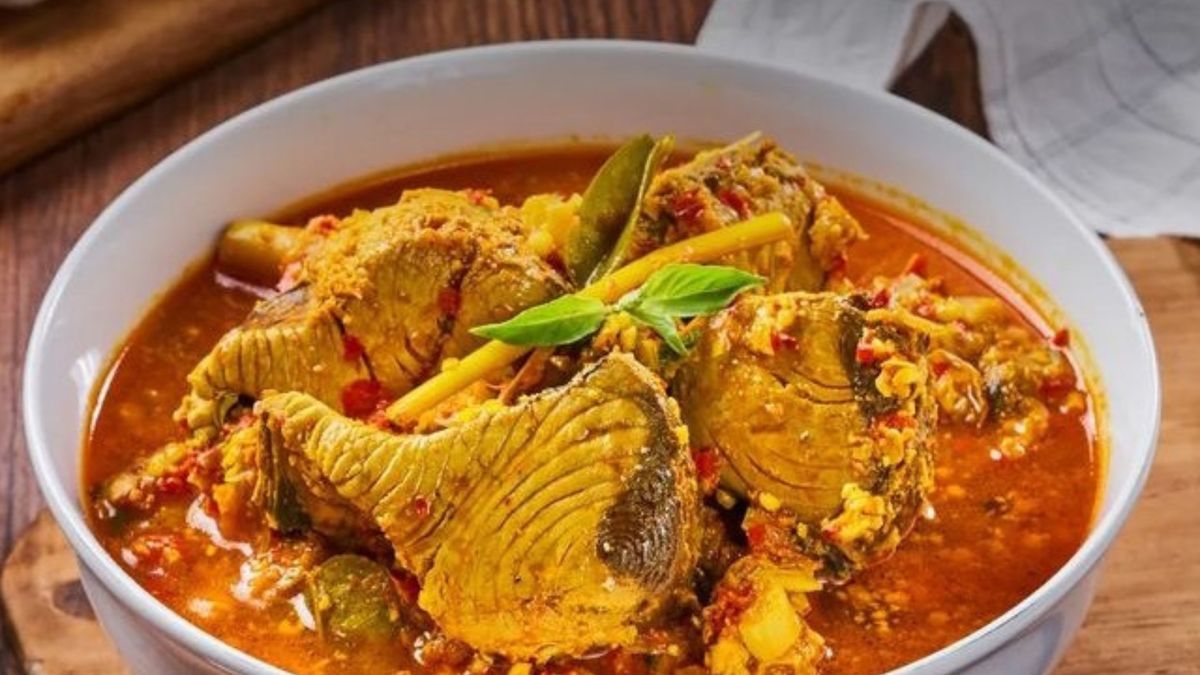 Rekomendasi Tempat Makan Di Manado Dari Ikan Woku Sampai Nasi Kuning Legend Journal Telegraf