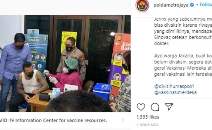 Adam Deni menanggapi Jerinx SID yang akhirnya mendapatkan vaksin Covid-19 perdana pada Sabtu, 15 Agustus 2021.*