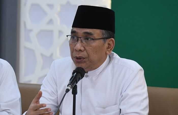 Ketua Umum PBNU KH Yahya Cholil Staquf memberikan keterangan pers di Jakarta, Jumat (15/9/2023).