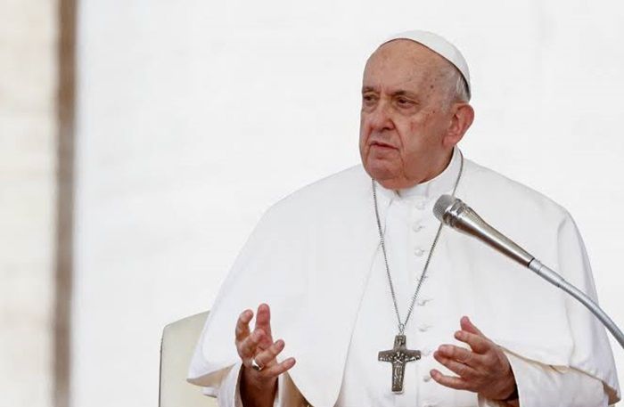 Paus Fransiskus serukan perdamaian di Gaza.