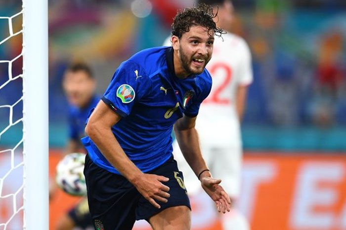 Manuel Locatelli menjadi bintang di laga Italia Vs Swiss Euro 2020 dengan mencetak 2 gol.
