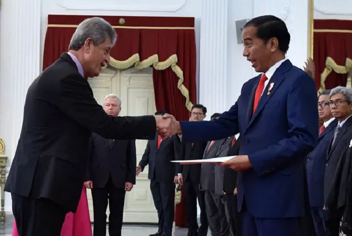 Presiden Joko Widodo saat menerima kunjungan Duta Besar LBBP Palestina untuk Indonesia Zuhair Al-Shun di Istana Merdeka, Jakarta, Rabu 17 Januari 2018 lalu.